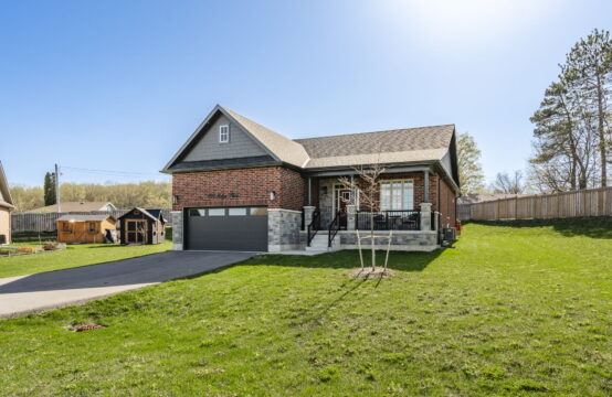 939 Stollar Place, Midland, ON