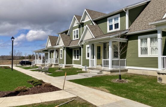 10 Danielle Crescent, Midland, ON