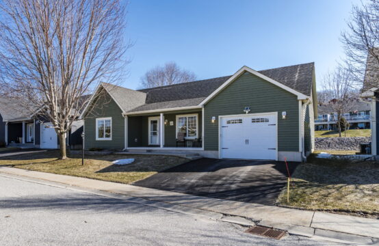 1 Gidley Court, Penetanguishene, ON