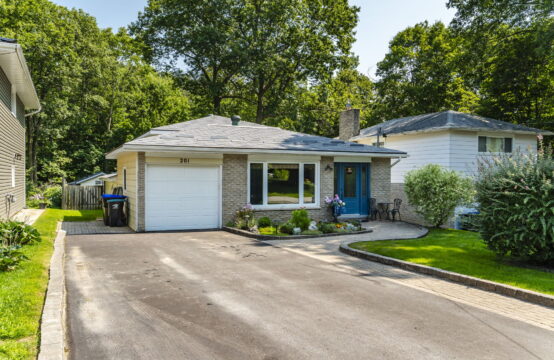 201 Bayfield Avenue, Midland, ON