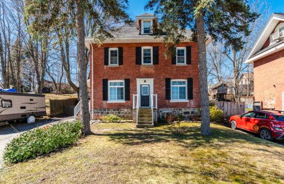 166 Sixth Street, Midland, ON