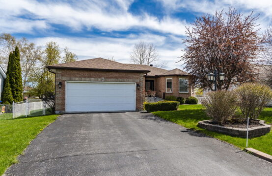 11 Copeland Street, Penetanguishene, ON