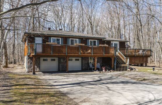194 Sawlog Point Road, Tiny Township, ON