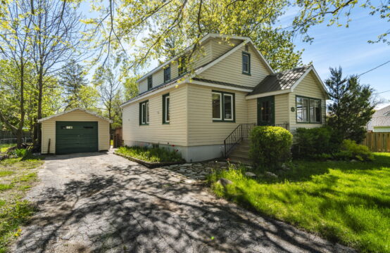 239 Oak Street, Stayner, ON