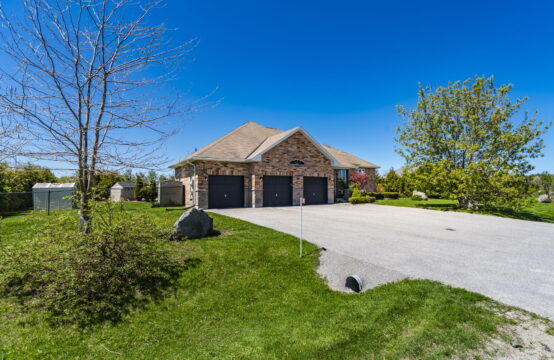 26 Lynn Street, Tiny Township, ON