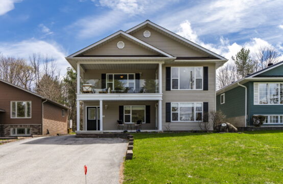 75 Hoyt Avenue, Victoria Harbour, ON