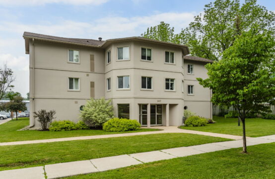 107 Bond Street, Unit 208, Orillia, ON