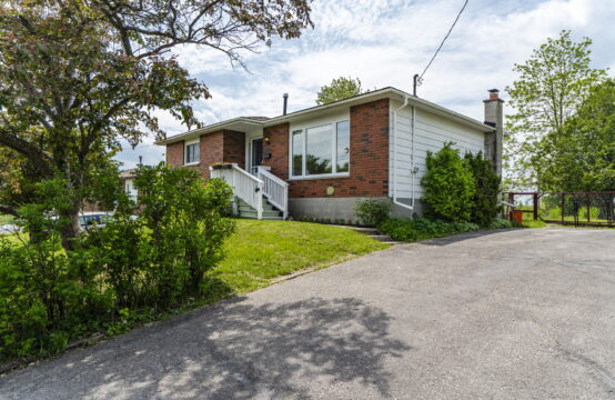 42 Easton Avenue, Port McNicoll, ON