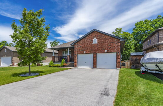 5 Sheppard Drive, Victoria Harbour, ON