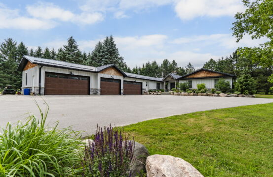 320 Concession 6 East, Wyevale, ON
